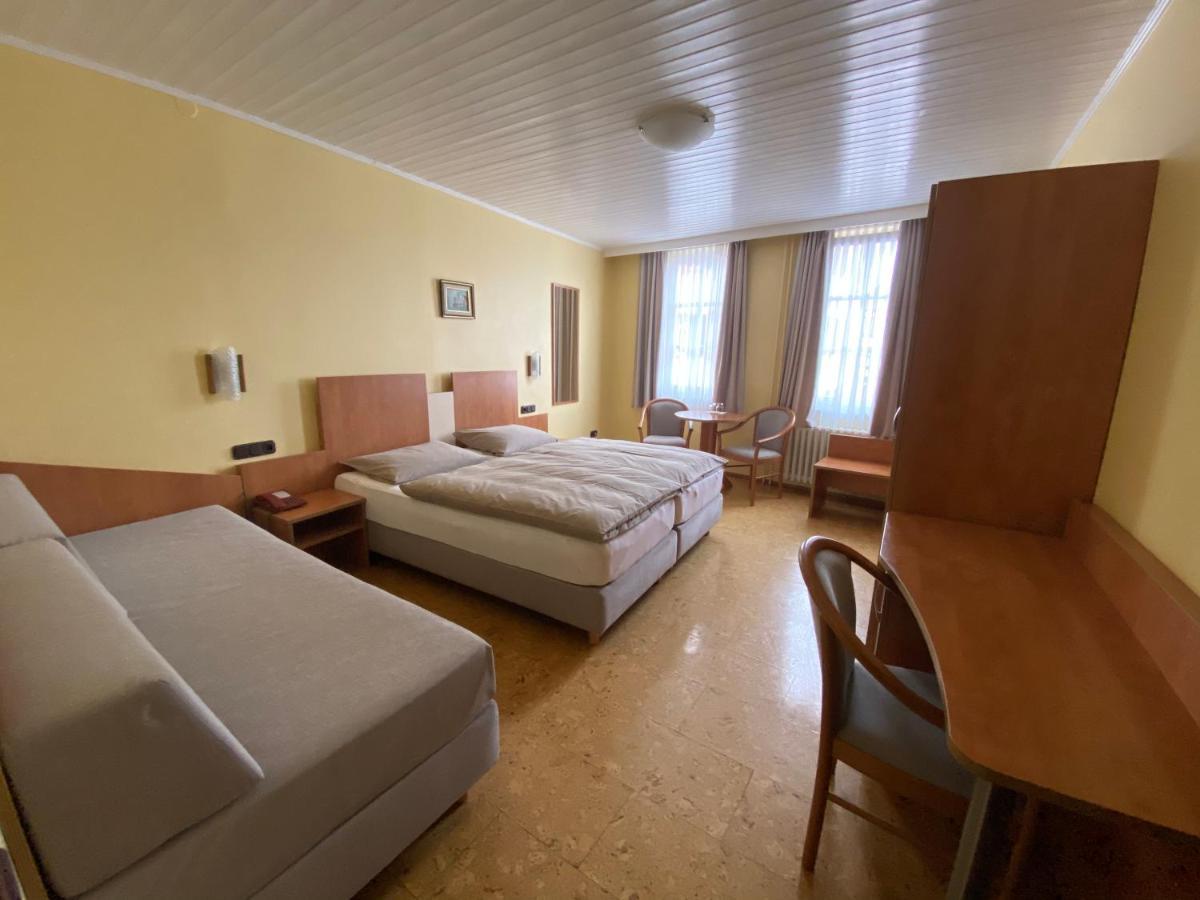 Hotel Gold'Ne Krone Oppenheim Exteriör bild