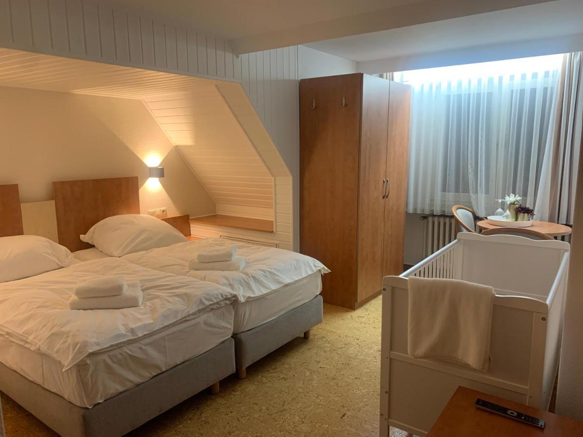 Hotel Gold'Ne Krone Oppenheim Exteriör bild